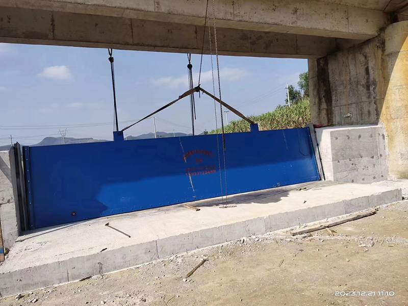 水利自控翻板閘門 水利自控翻板閘門