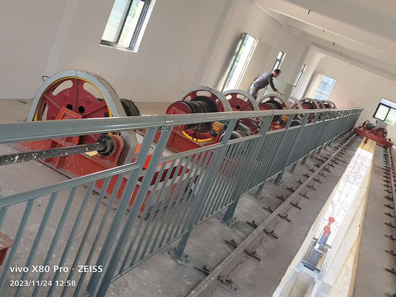 卷揚(yáng)機(jī)式啟閉機(jī) 卷揚(yáng)機(jī)式啟閉機(jī)